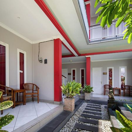 Angkul Angkul Beach Inn Kuta By Kamara Exterior foto